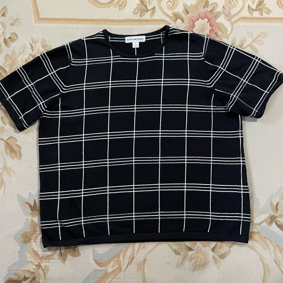 Elegant Black sweater with silver and white thread by August Max Wom size XL - Picture 3 of 7